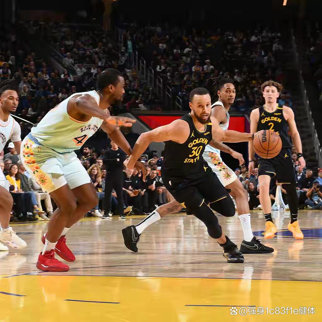 赛后NBA季后赛焦点战,成都蓉城造点机会,态度坚定,年轻球员得到机会的简单介绍 赛后NBA季后赛焦点战,成都蓉城造点机会,态度坚定,年轻球员得到机会的简单介绍