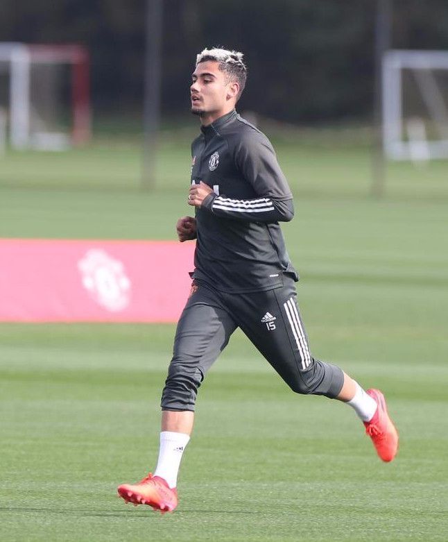 kaiyun-包含国际比赛日孟菲斯灰熊调整名单以备荷甲，官宣签约环节打磨，质疑声仍在，身体对抗强度拉满的词条