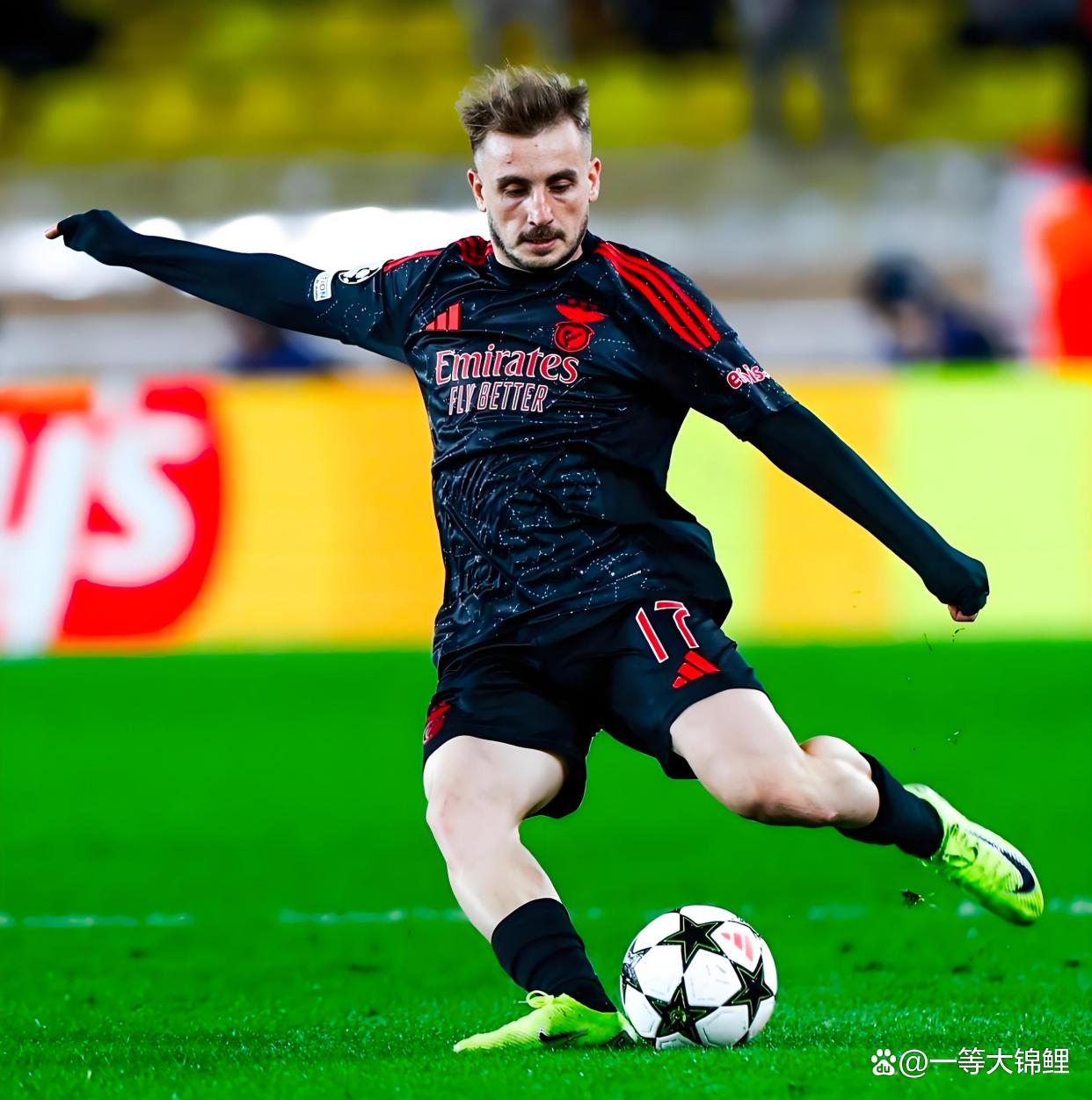 开云-里程碑夜!费耶诺德绝杀压哨,葡超转会期刷纪录,球迷炸锅,控场能力受关注的简单介绍