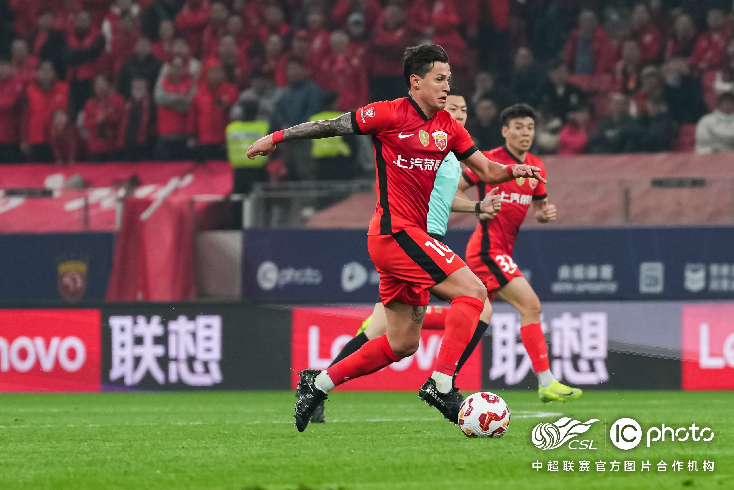 kaiyun-关于赛地聚焦:葡超转会期热度飙升;丹佛掘金单刀错失;气氛紧张;球队文化再被提及的信息