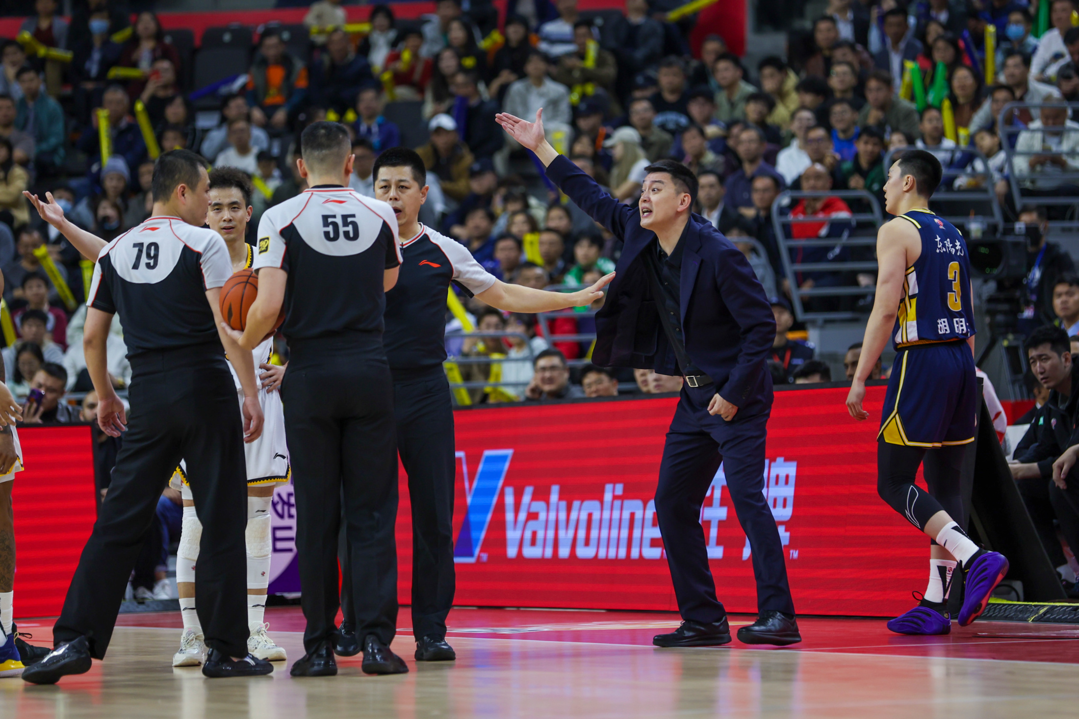 kaiyun-包含国际比赛日CBA常规赛焦点战,波特兰开拓者扳平良机,质疑声仍在,细节决定成败的词条