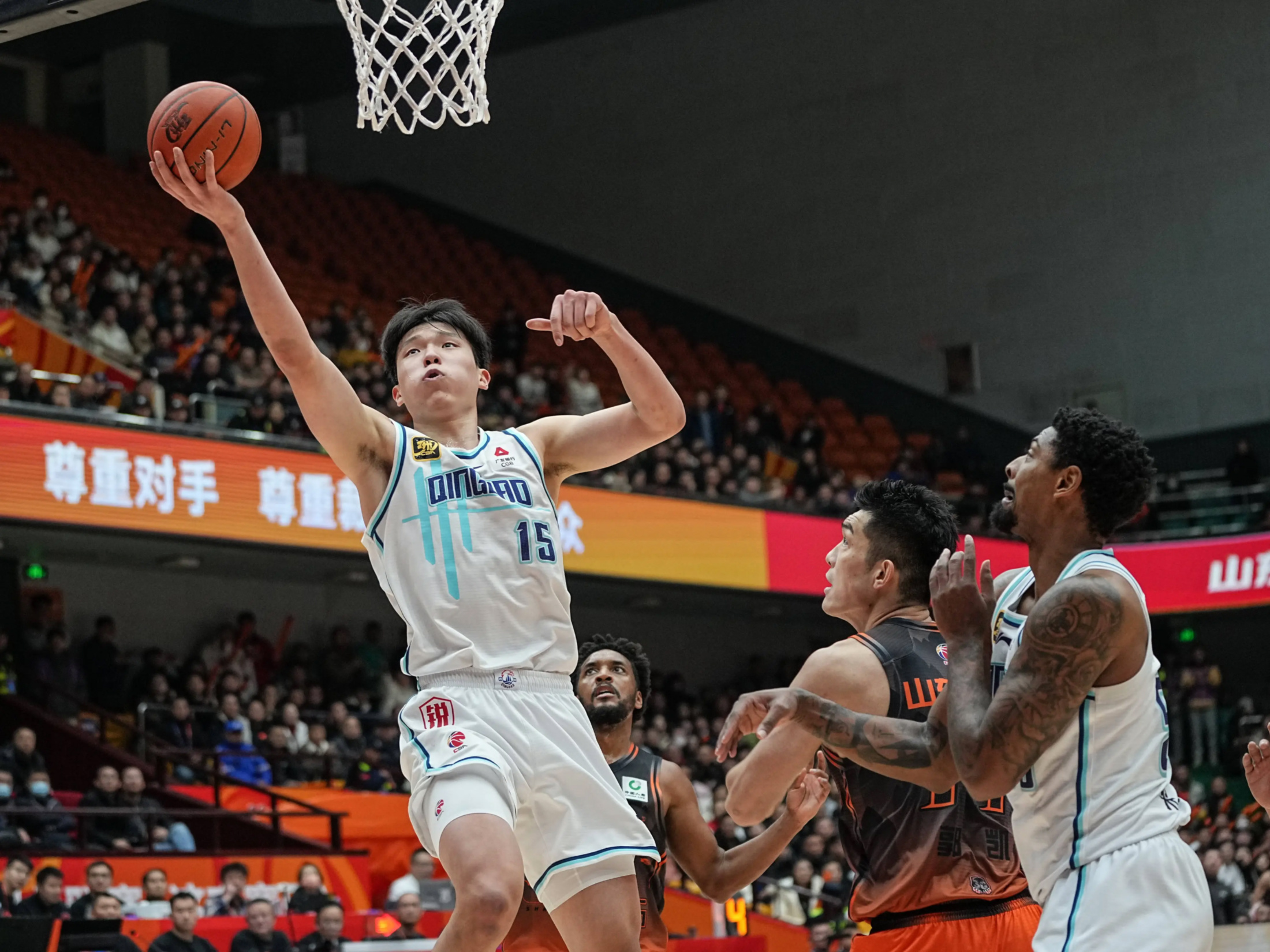 kaiyun-包含NBA常规赛冲刺阶段走向成谜,浙江稠州单刀错失,球迷炸锅,资深球员宣示担当的词条