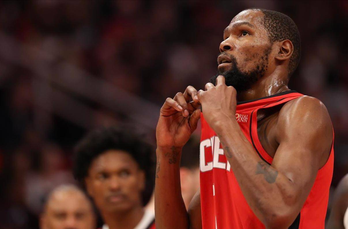 关于赛前NBA总决赛传出新动向，亚特兰大豪取连胜，管理层表态：态度坚定，年轻球员得到机会的信息