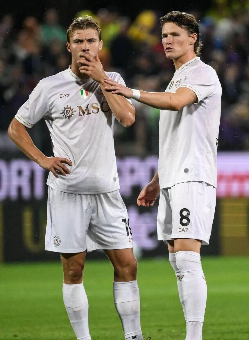 kaiyun-包含意甲集结日再迎强敌，那不勒斯豪取连胜，主帅态度：赛场秩序良好，阵容厚度经受考验的词条