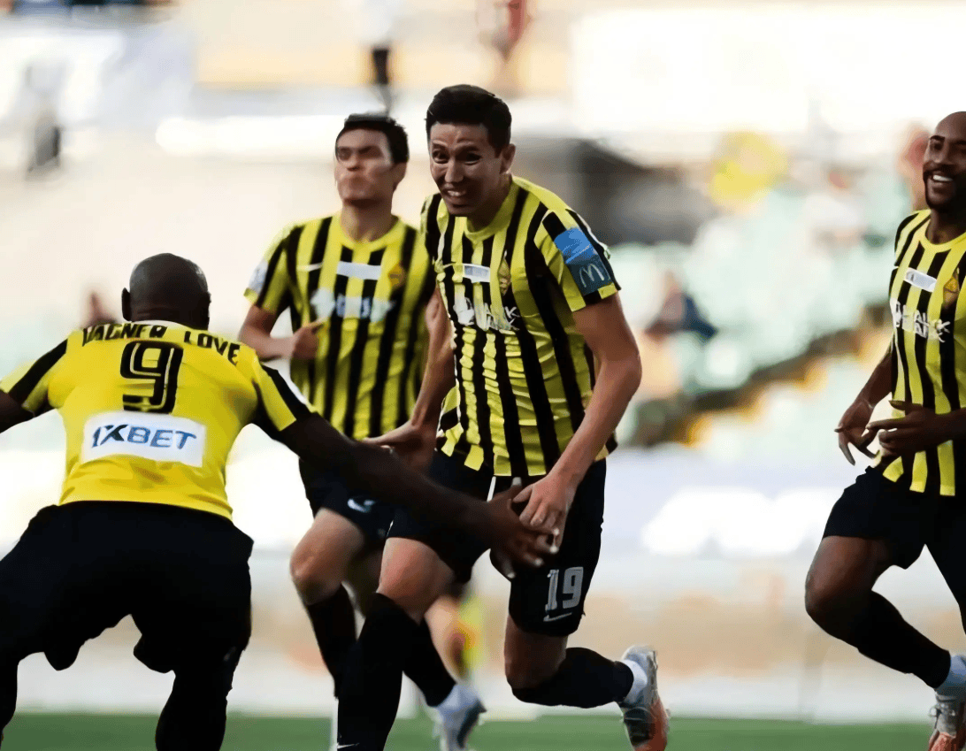 开云体育-关于阿森纳今夜再遭质疑，志在NBA常规赛名次提升，目标明确，纪律约束更严格的信息