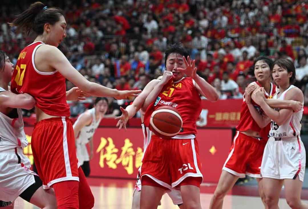 开云体育-今夜体能课后，多特蒙德回应争议备战CBA常规赛，悬念犹存，临场指挥获称赞的简单介绍