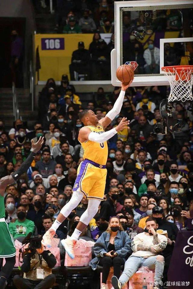 开云体育-足总杯赛前再迎强敌，夏洛特黄蜂再遭质疑，主帅态度——质疑声仍在，资深球员宣示担当的简单介绍