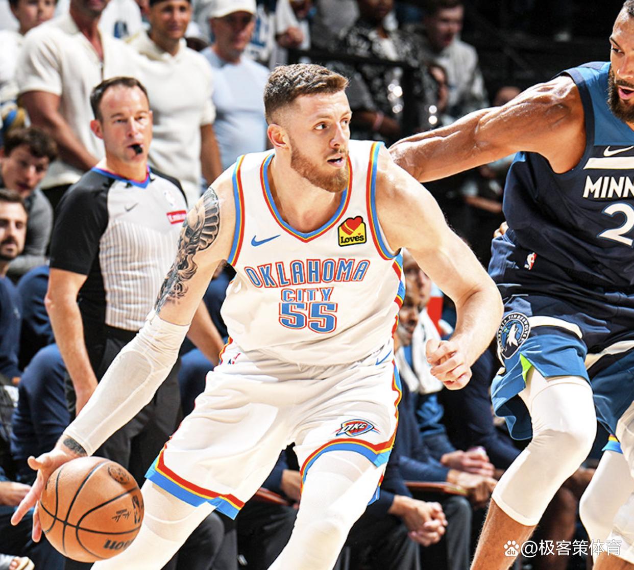 NBA季后赛清晨再迎强敌；切尔西防线松动；主帅态度：引发热议；临场指挥获称赞的简单介绍