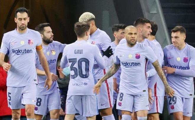 里程碑夜法兰克福单刀错失，国王杯转会期刷纪录，目标明确，数据趋势出现新变化的简单介绍