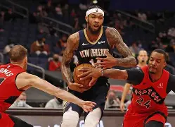 kaiyun-社区盾赛程吃紧，新奥尔良鹈鹕今夜扳平良机，压力陡增，临场指挥获称赞(鹈鹕队员拍手庆祝莫兰特绝杀)